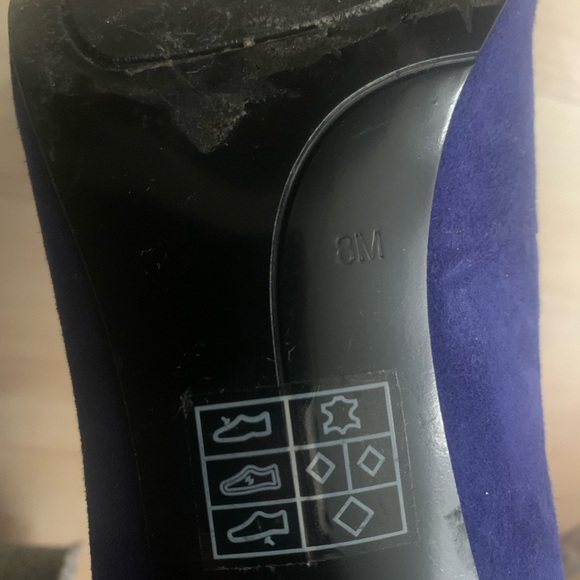 Nine West Blue Suede Heels. - Picture 6 of 9